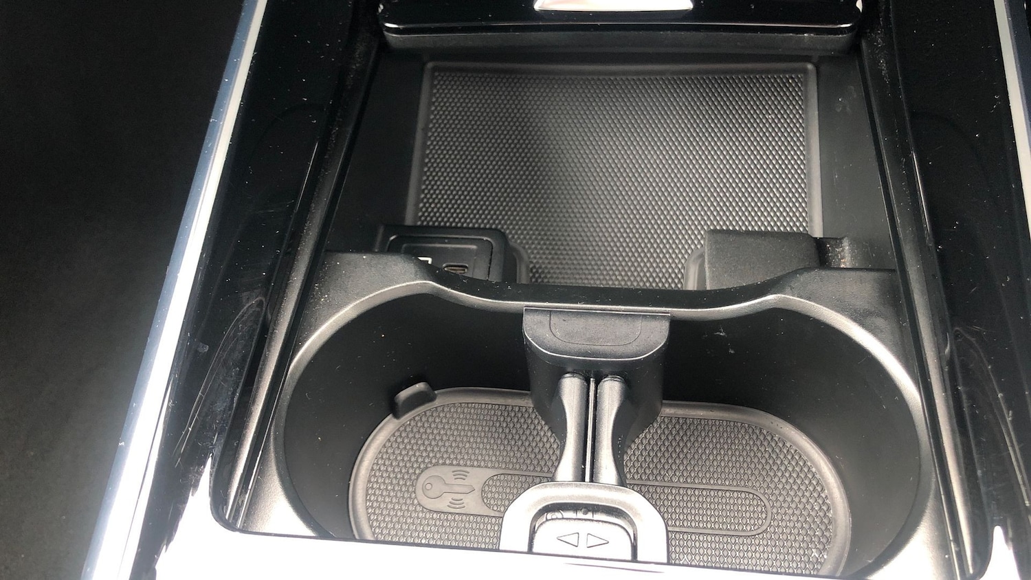 Used Mercedes-Benz GLB 2023 for sale - 76413651: Photo 30