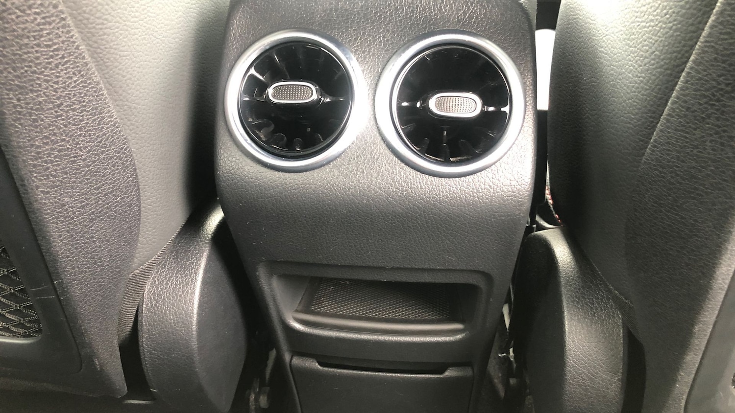 Used Mercedes-Benz GLB 2023 for sale - 76413651: Photo 37