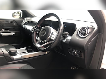 Used Mercedes-Benz GLB 2023 for sale - 76413651: Photo