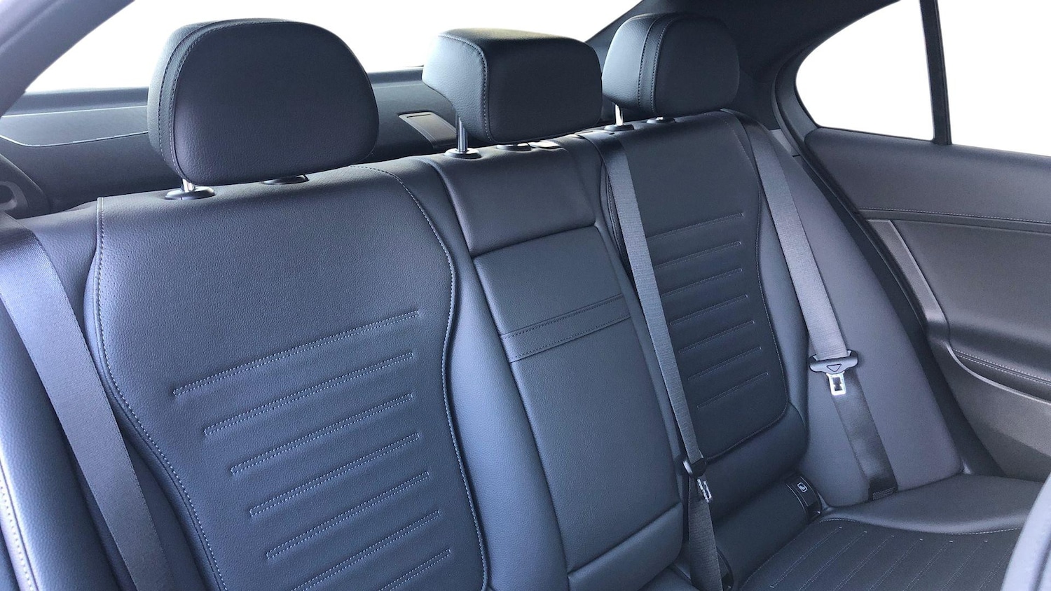 Used Mercedes-Benz C Class 2024 for sale - 76413806: Photo 12