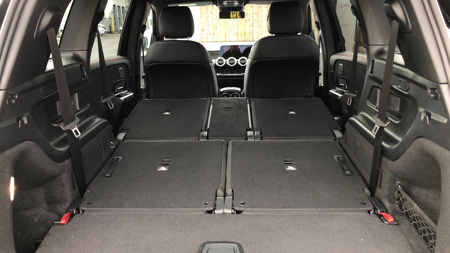 Used Mercedes-Benz GLB 2024 for sale - 76951487: Photo 39