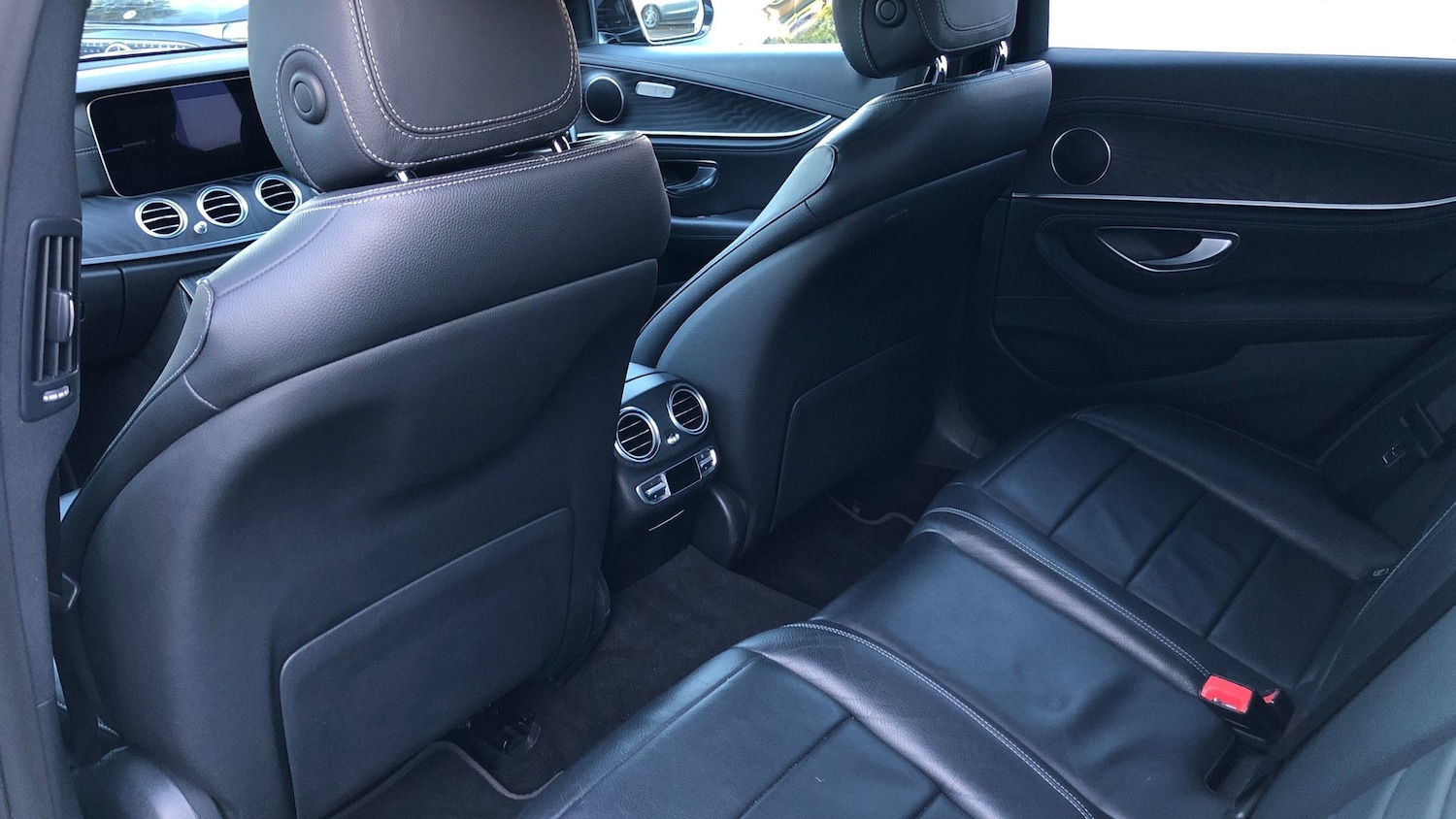 Used Mercedes-Benz E Class 2020 for sale - 76951498: Photo 27