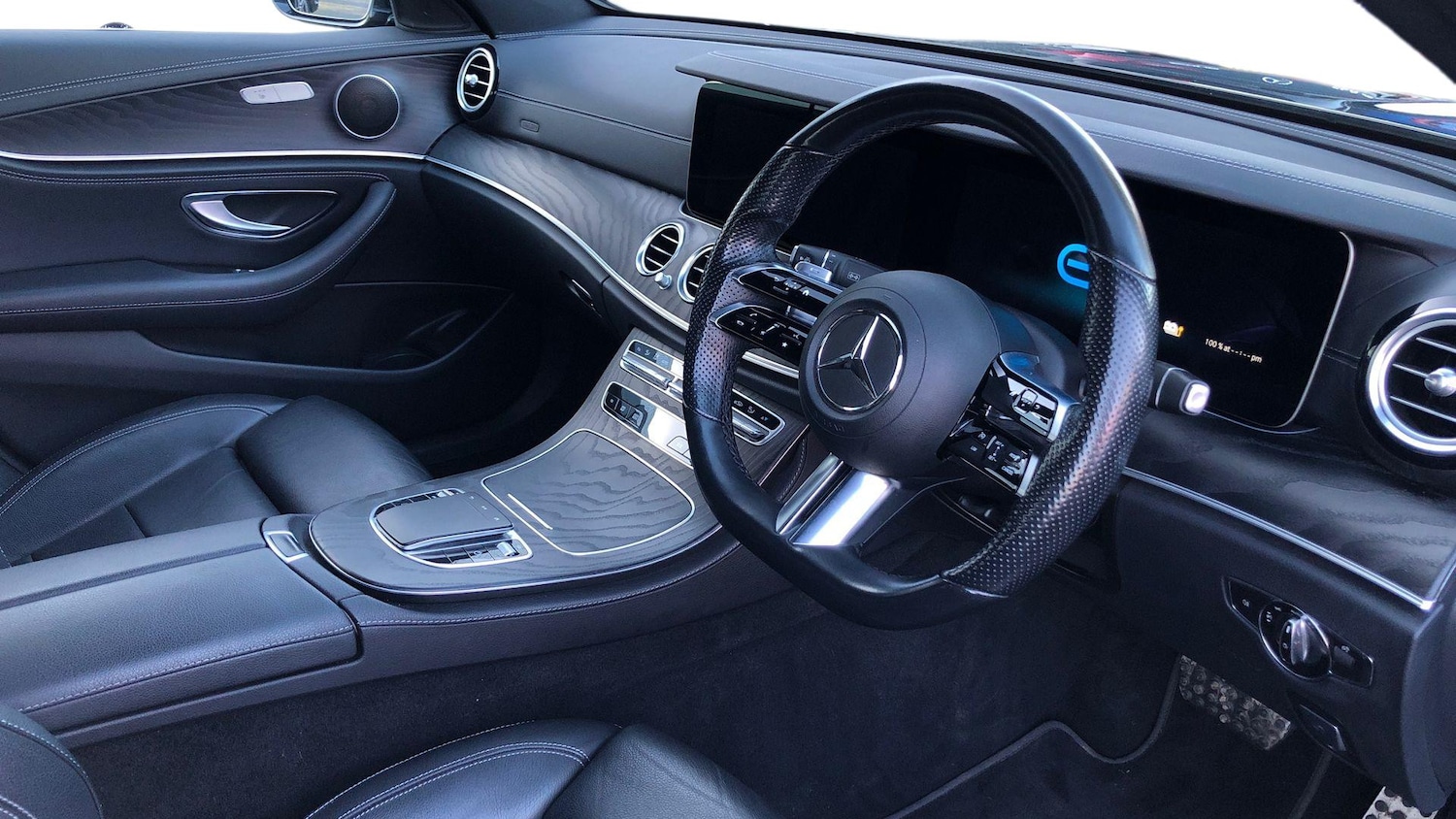 Used Mercedes-Benz E Class 2020 for sale - 76951498: Photo 3