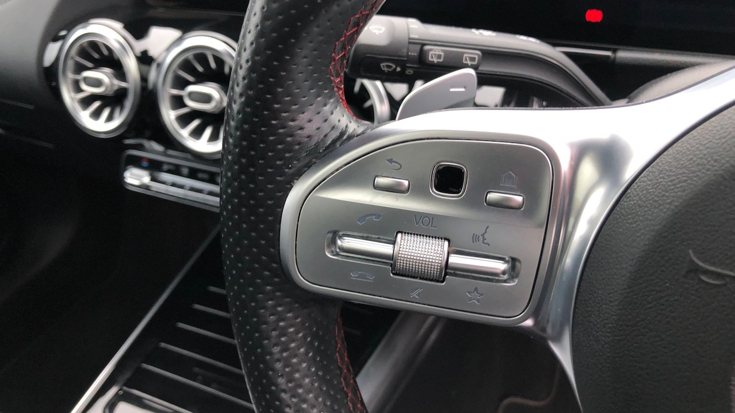 Used Mercedes-Benz GLA 2020 for sale - 76770287: Photo 19