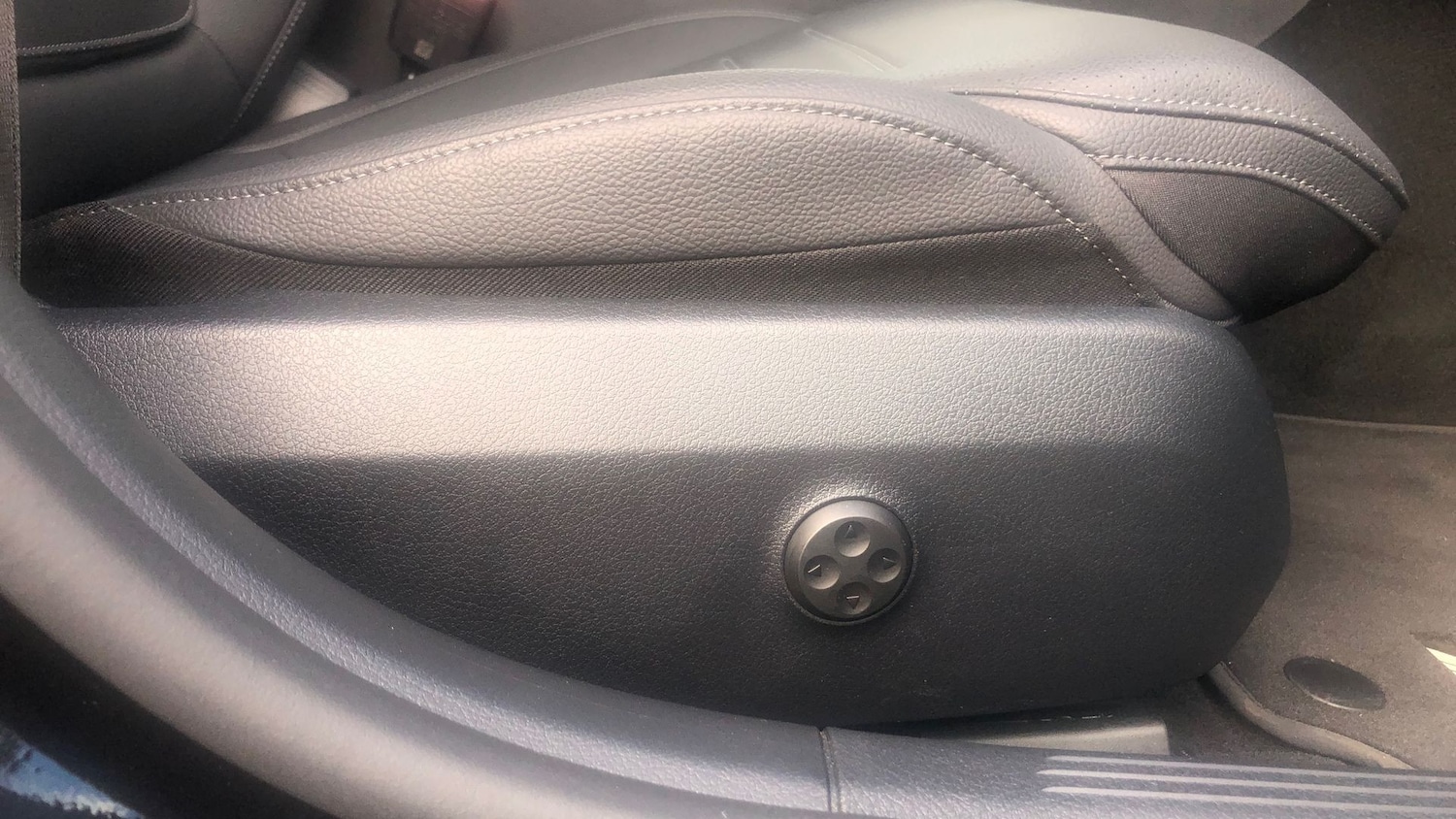 Used Mercedes-Benz C Class 2025 for sale - 76413642: Photo 34