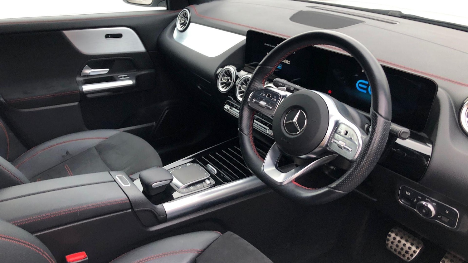 Used Mercedes-Benz EQA 2021 for sale - 77517618: Photo 3