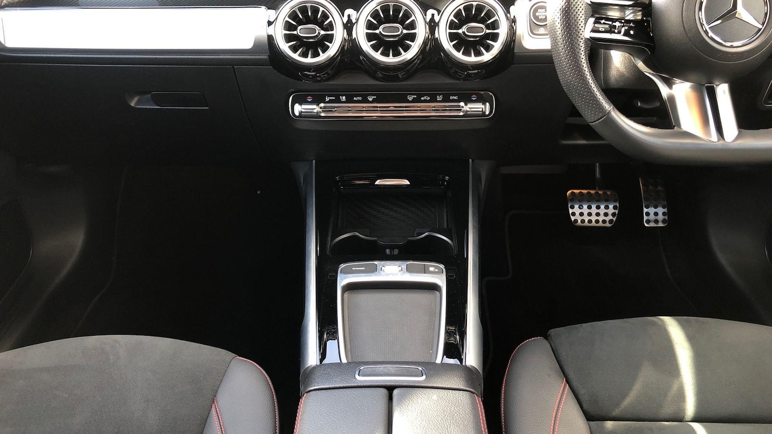 Used Mercedes-Benz GLB 2024 for sale - 76548104: Photo 10