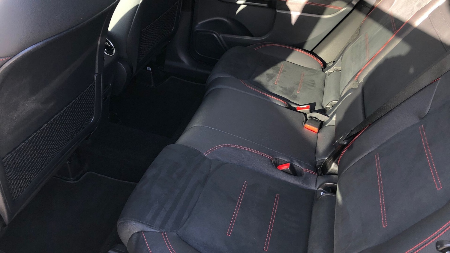 Used Mercedes-Benz GLB 2024 for sale - 76548104: Photo 31