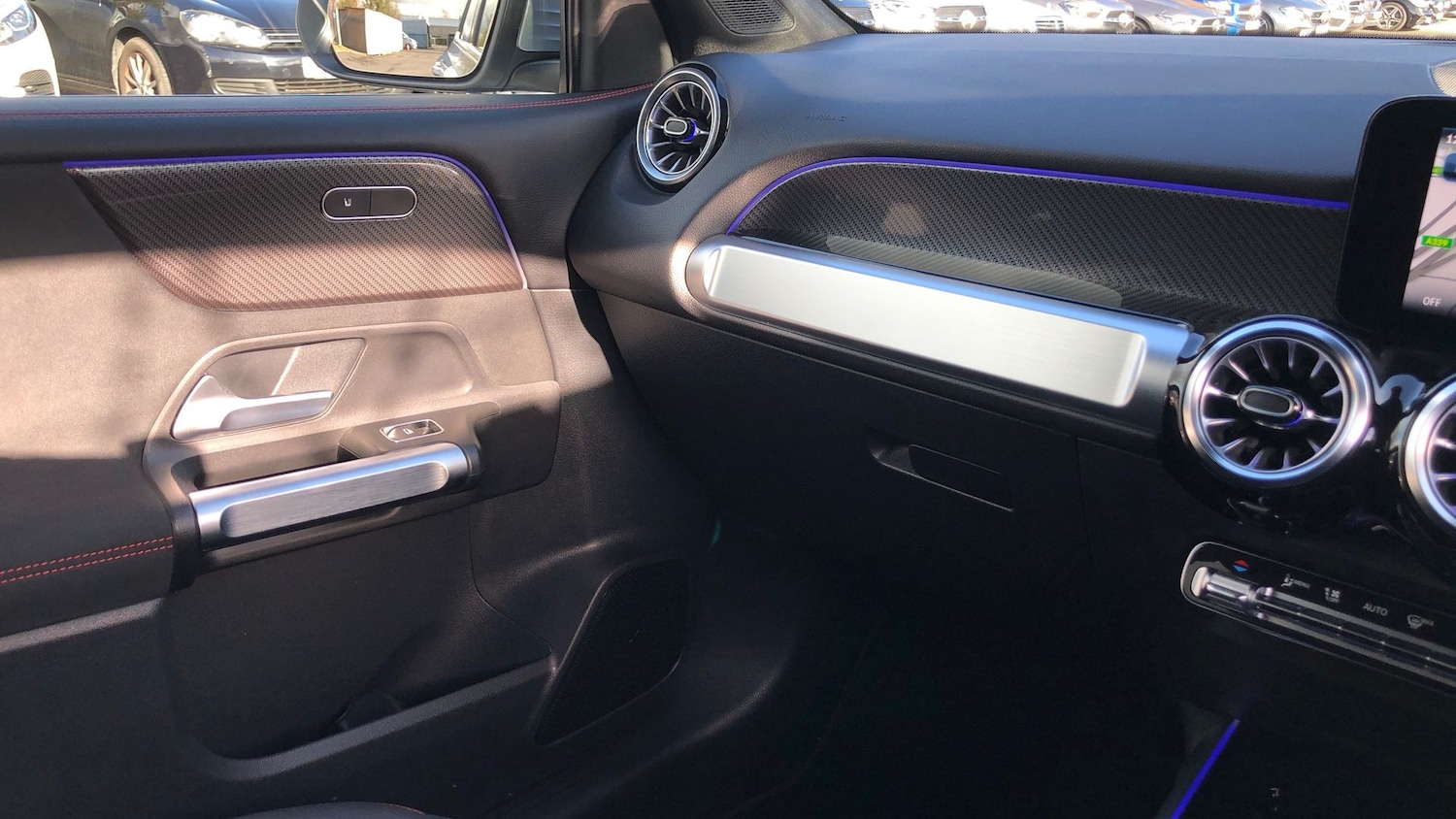 Used Mercedes-Benz GLB 2024 for sale - 76548104: Photo 35