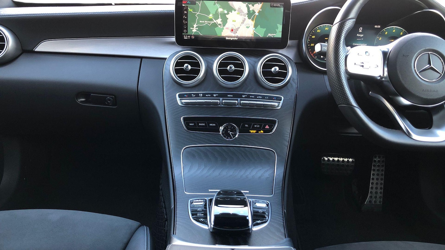 Used Mercedes-Benz C Class 2018 for sale - 76413571: Photo 10