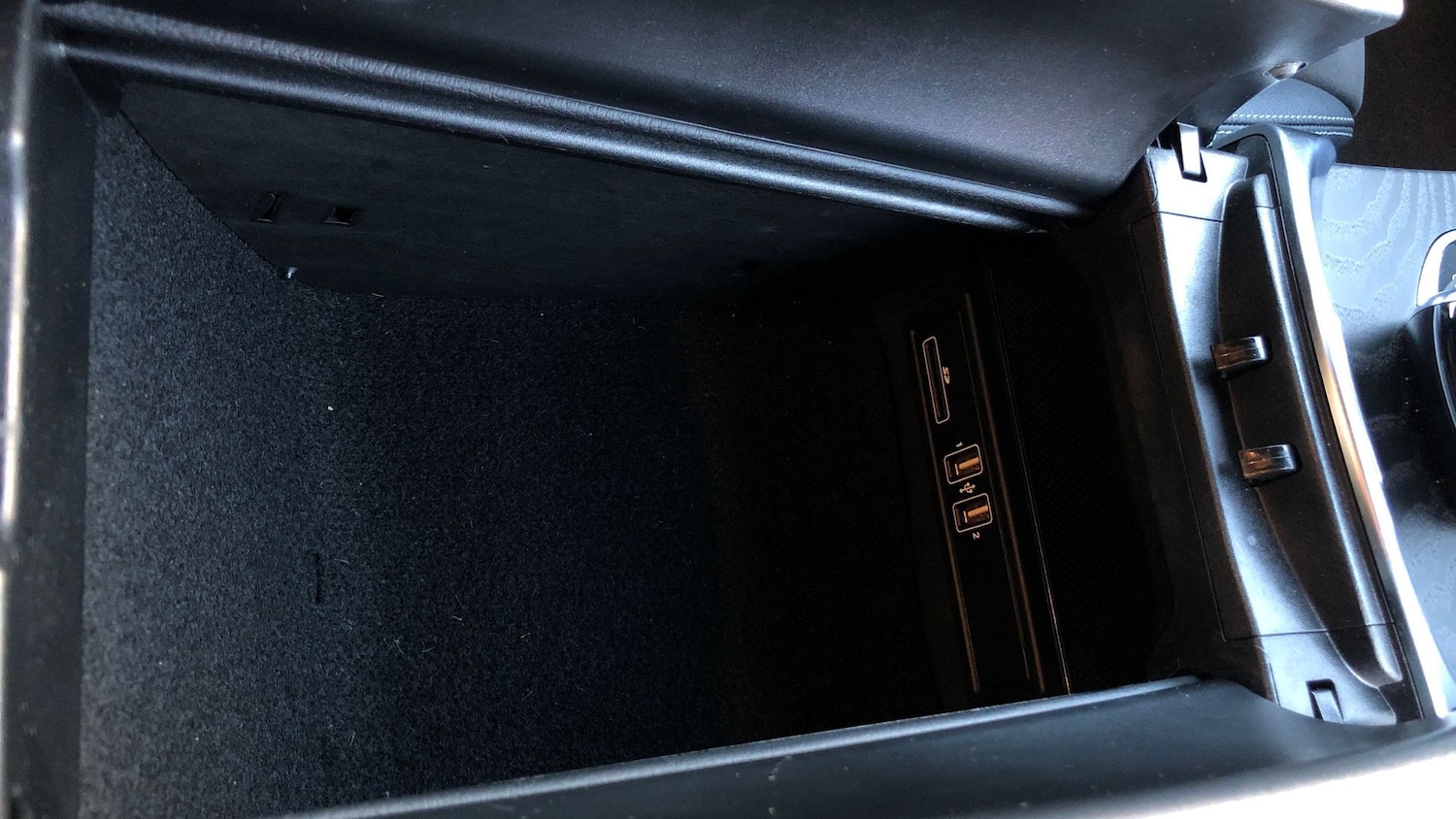 Used Mercedes-Benz C Class 2018 for sale - 76413571: Photo 24