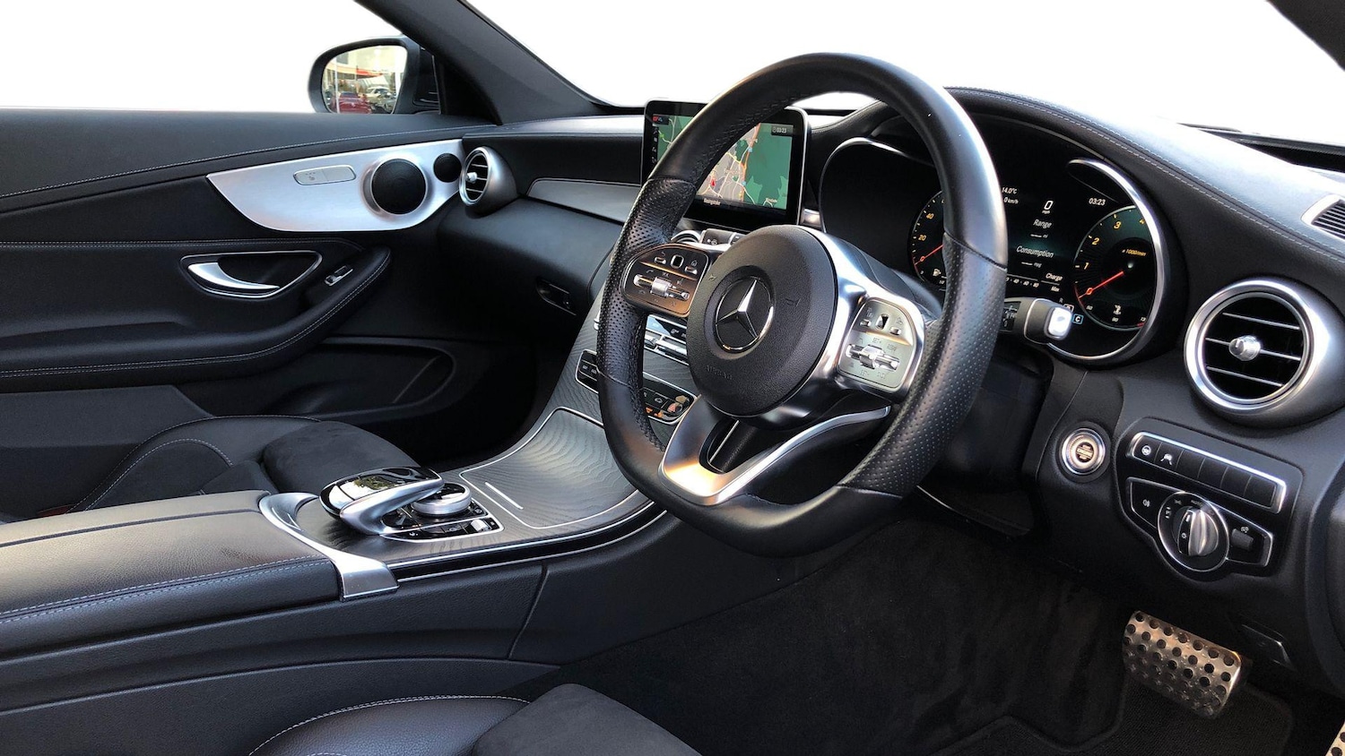 Used Mercedes-Benz C Class 2018 for sale - 76413571: Photo 3