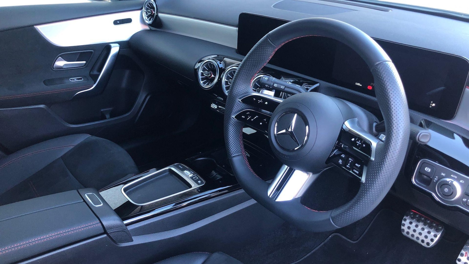 Used Mercedes-Benz A-Class 2025 for sale - 77342948: Photo 3