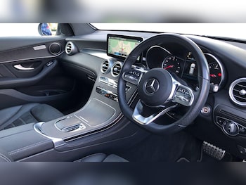 Used Mercedes-Benz GLC 2021 for sale - 77048313: Photo