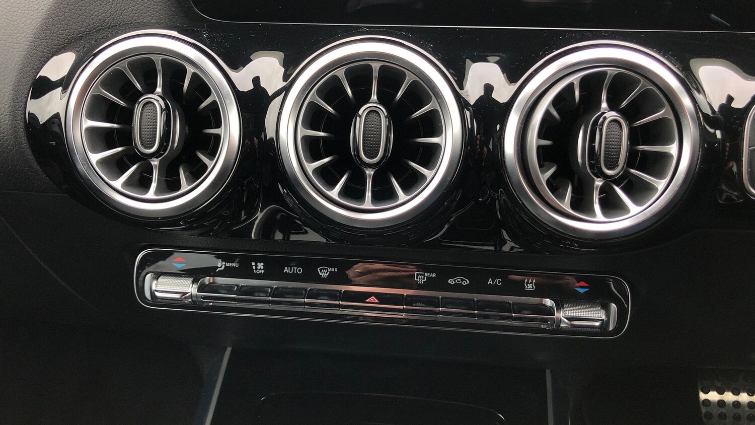 Used Mercedes-Benz EQA 2021 for sale - 77517630: Photo 31