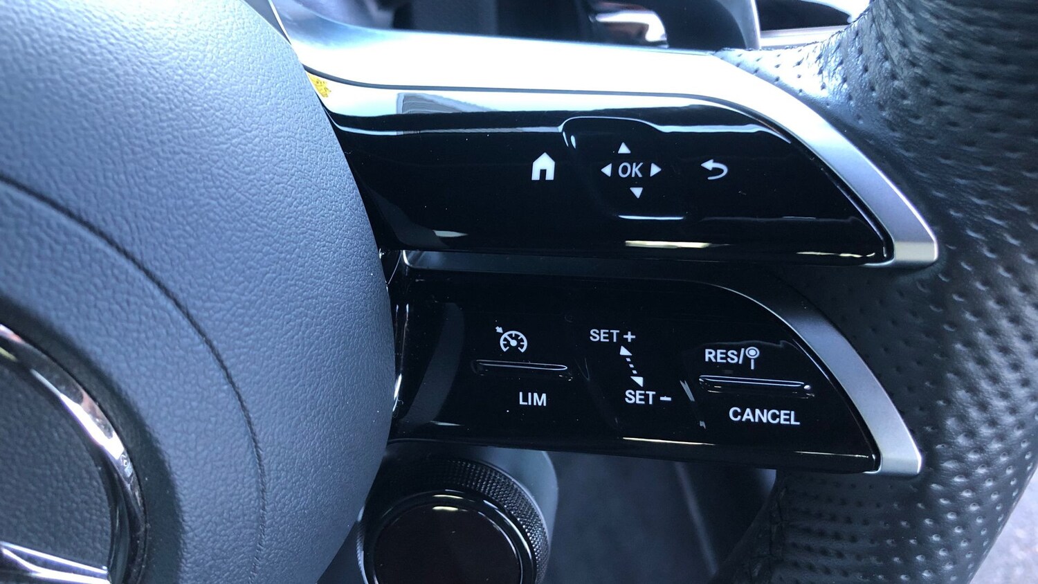 Used Mercedes-Benz A-Class 2024 for sale - 76741571: Photo 33