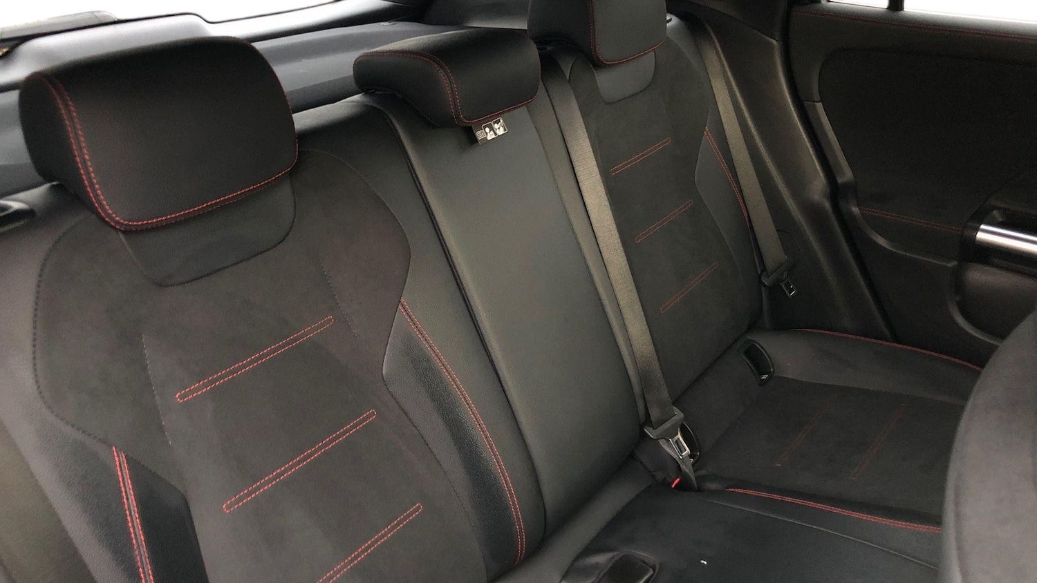 Used Mercedes-Benz GLA 2022 for sale - 76946869: Photo 12