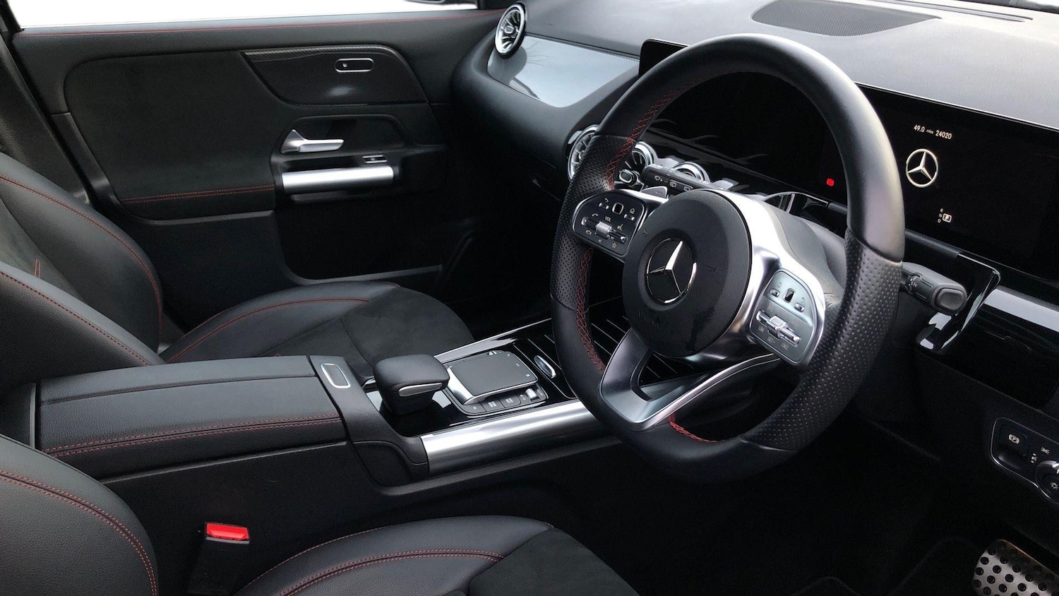 Used Mercedes-Benz GLA 2022 for sale - 76946869: Photo 3