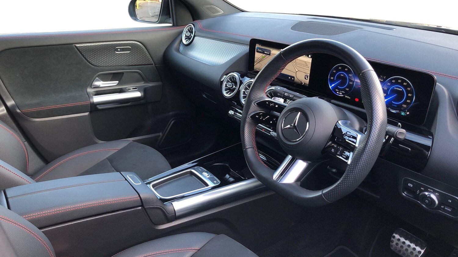 Used Mercedes-Benz EQA 2024 for sale - 76949454: Photo 3