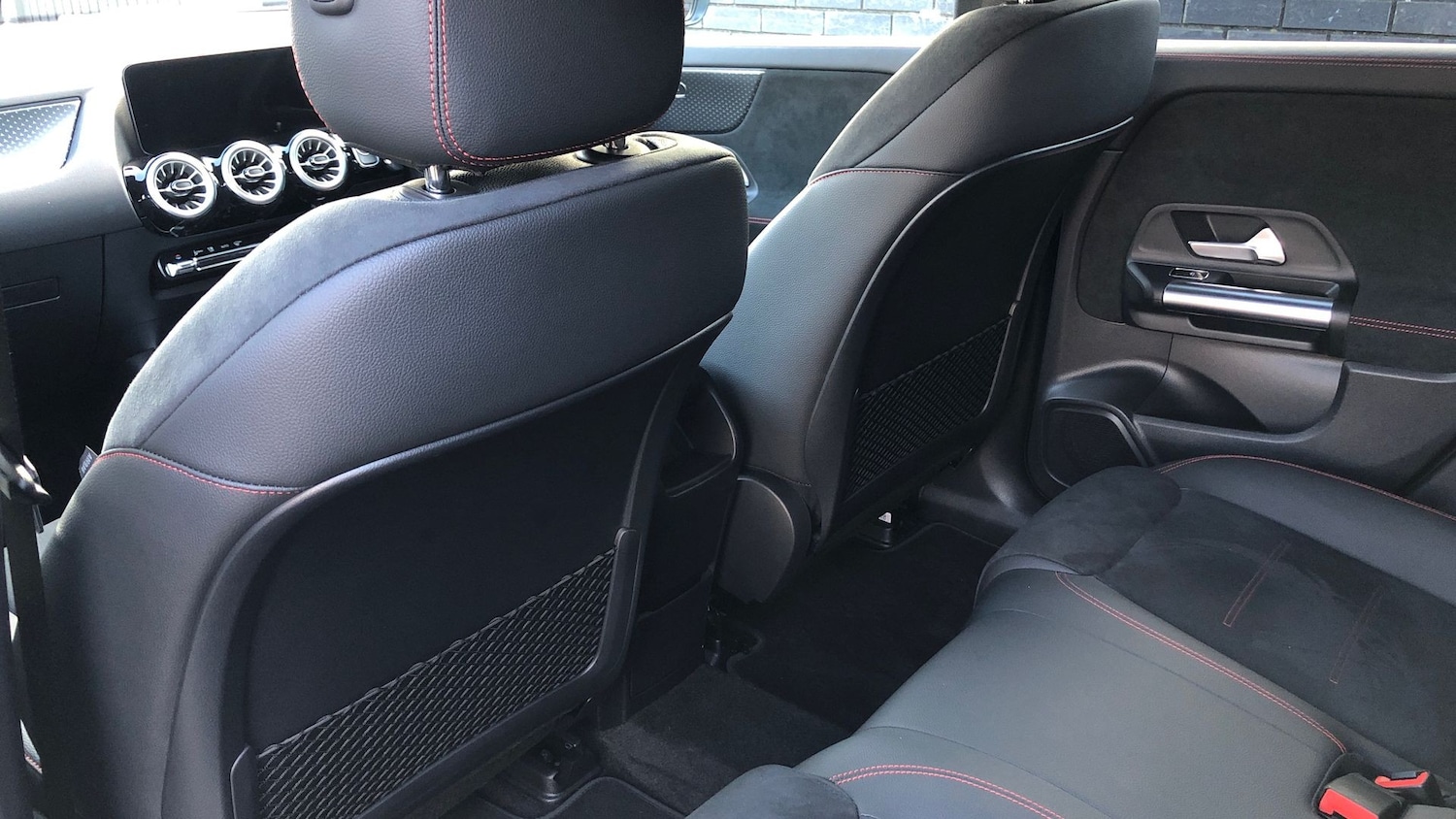 Used Mercedes-Benz EQA 2024 for sale - 76949454: Photo 31