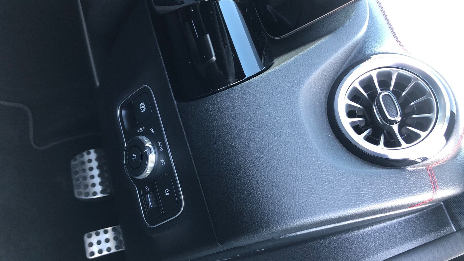 Used Mercedes-Benz EQA 2024 for sale - 76949454: Photo 36