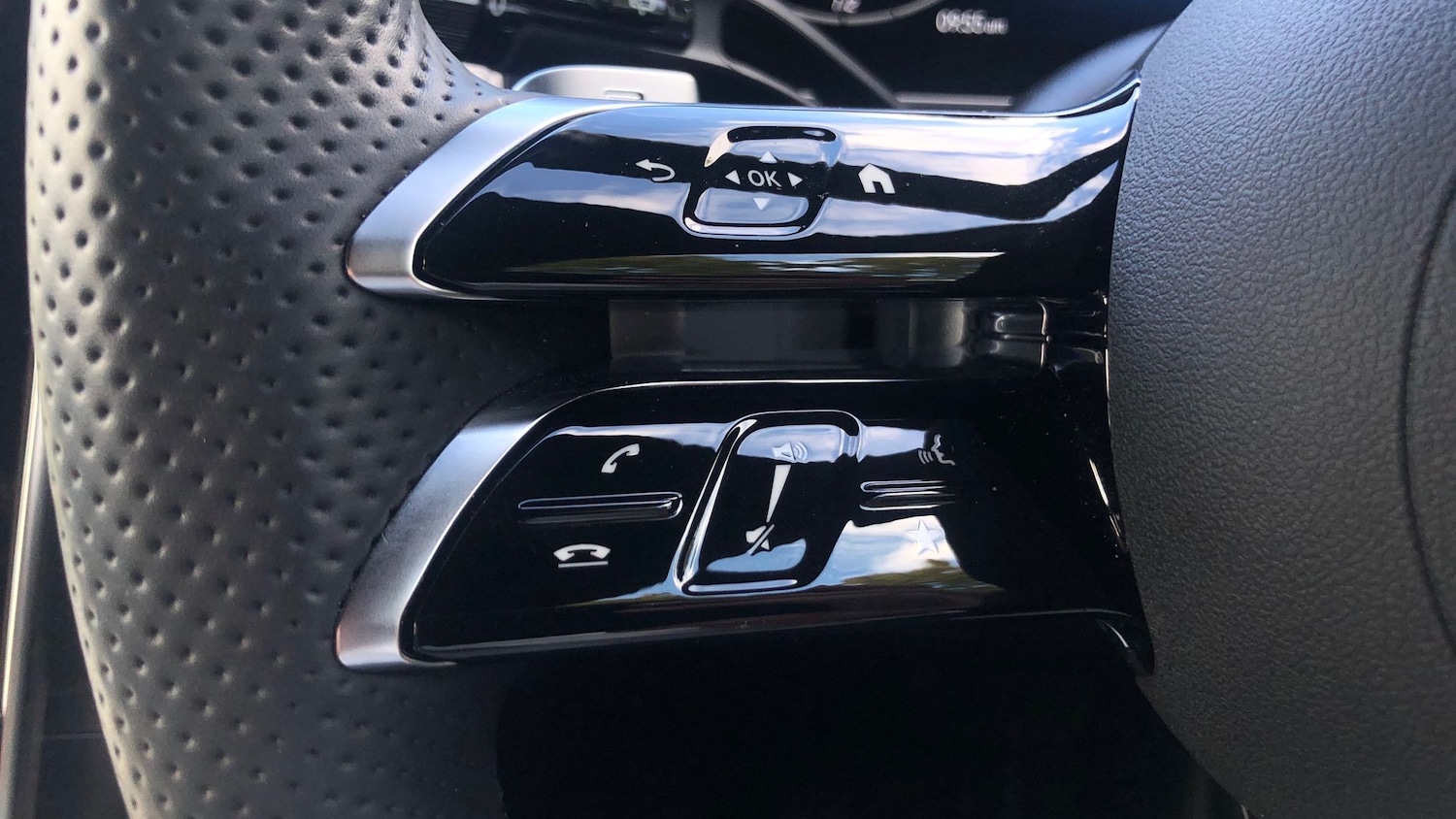 Used Mercedes-Benz GLC 2024 for sale - 76413678: Photo 10