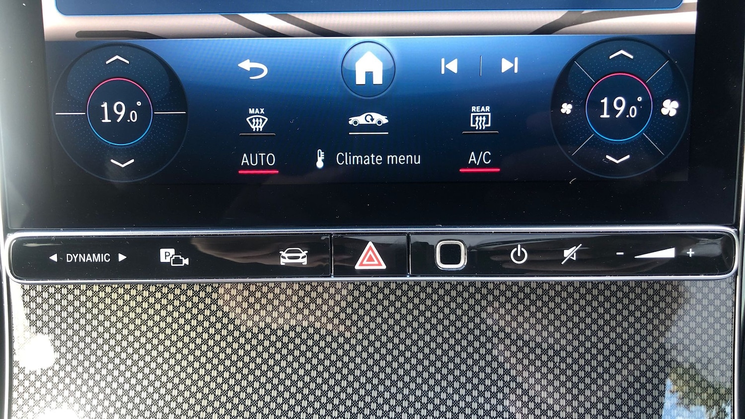 Used Mercedes-Benz GLC 2024 for sale - 76413678: Photo 25