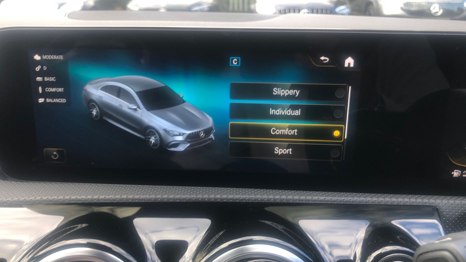 Used Mercedes-Benz CLA 2023 for sale - 76413602: Photo 24