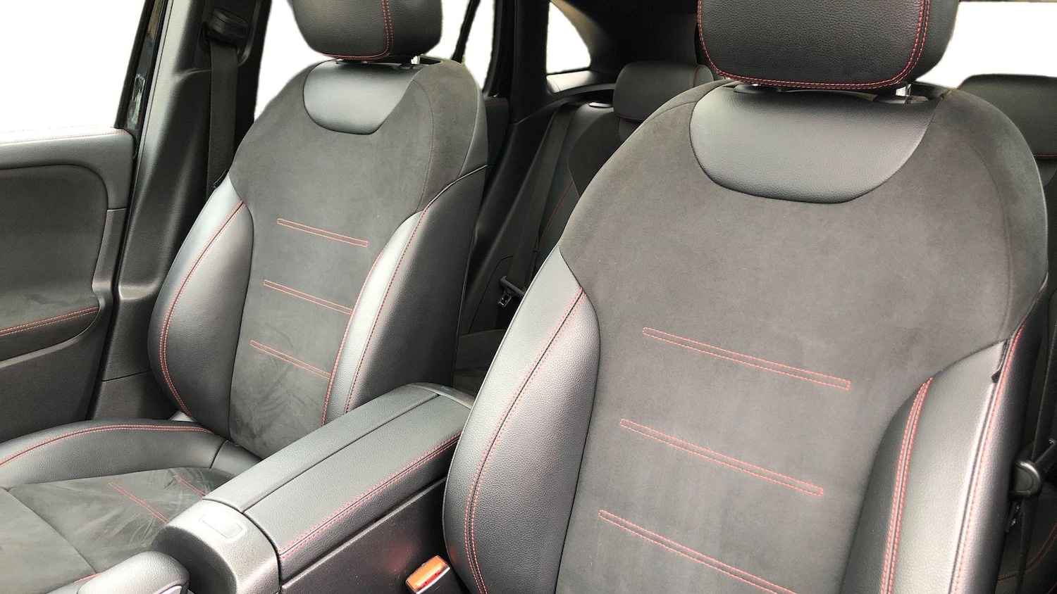 Used Mercedes-Benz GLA 2020 for sale - 76413842: Photo 11