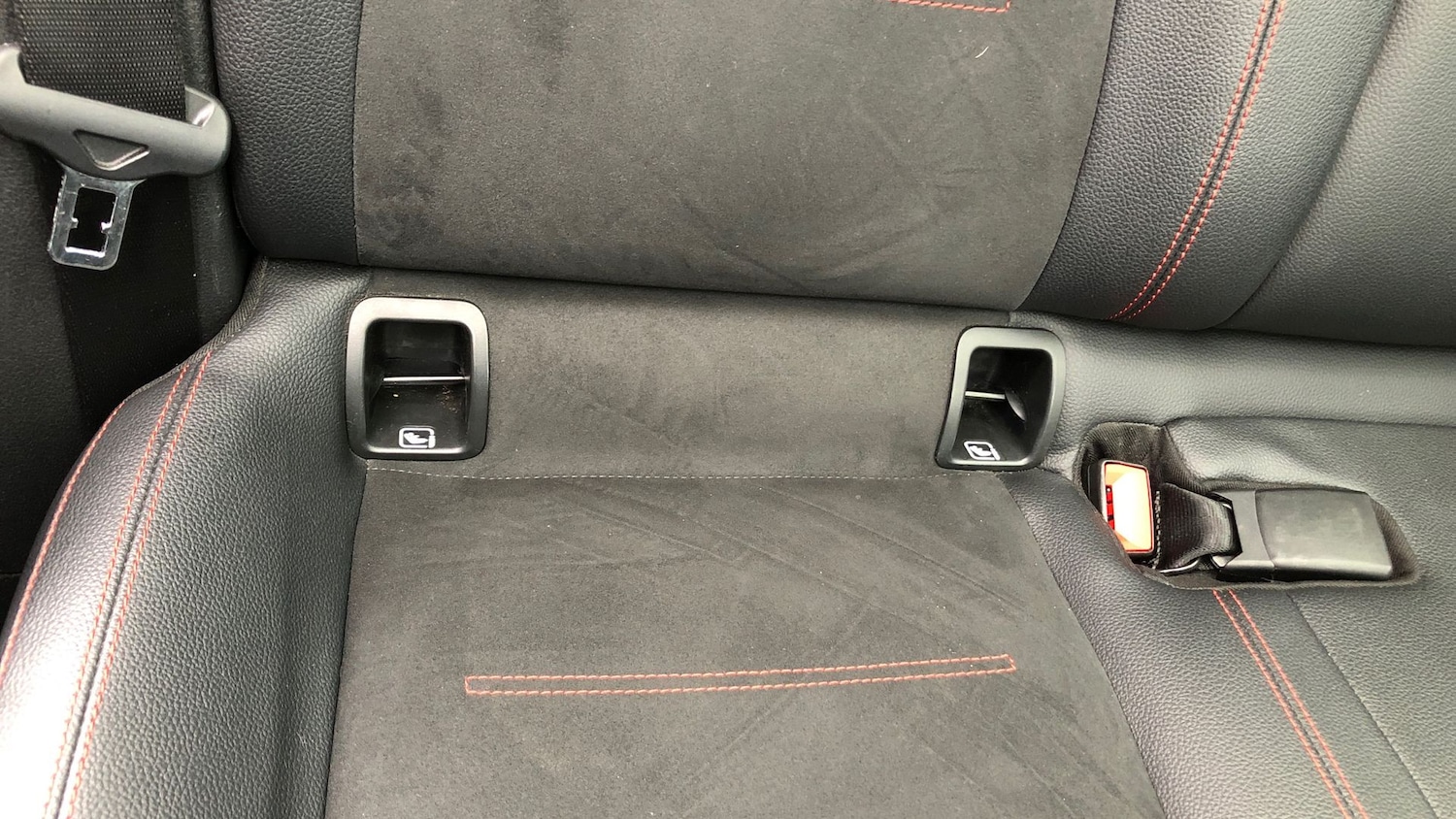 Used Mercedes-Benz GLA 2020 for sale - 76413842: Photo 28