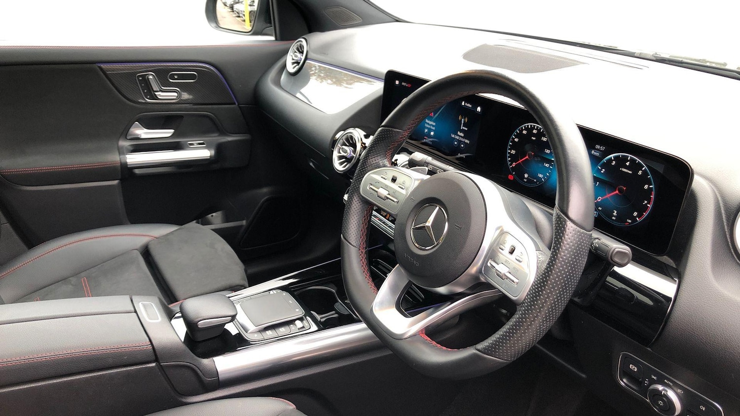 Used Mercedes-Benz GLA 2020 for sale - 76413842: Photo 3