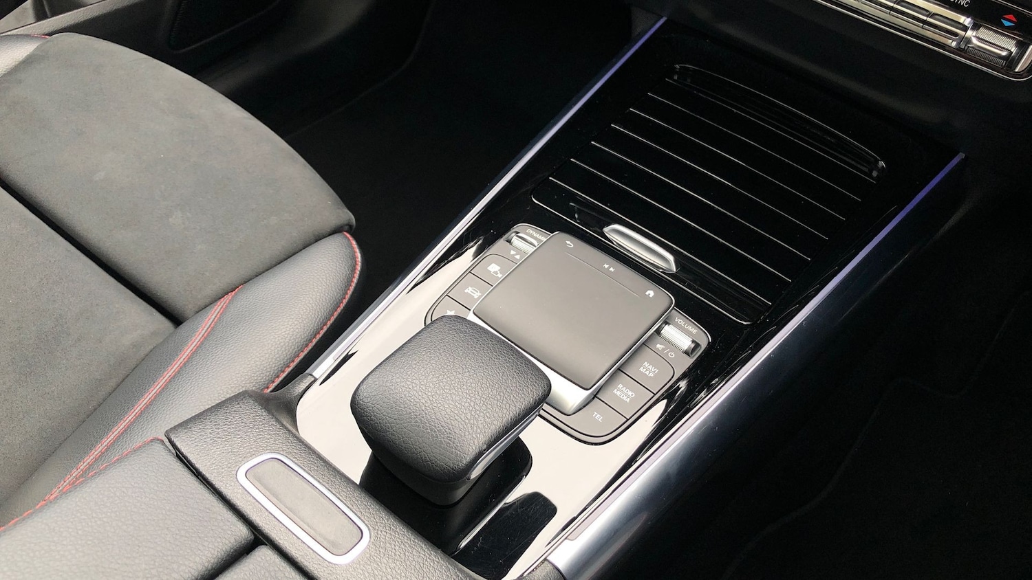 Used Mercedes-Benz GLA 2020 for sale - 76413842: Photo 30