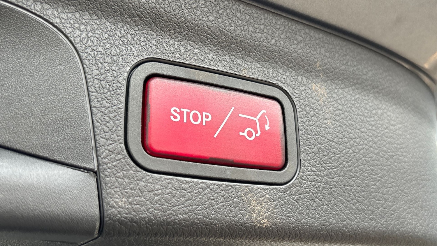 Used Mercedes-Benz GLE 2023 for sale - 76863116: Photo 32