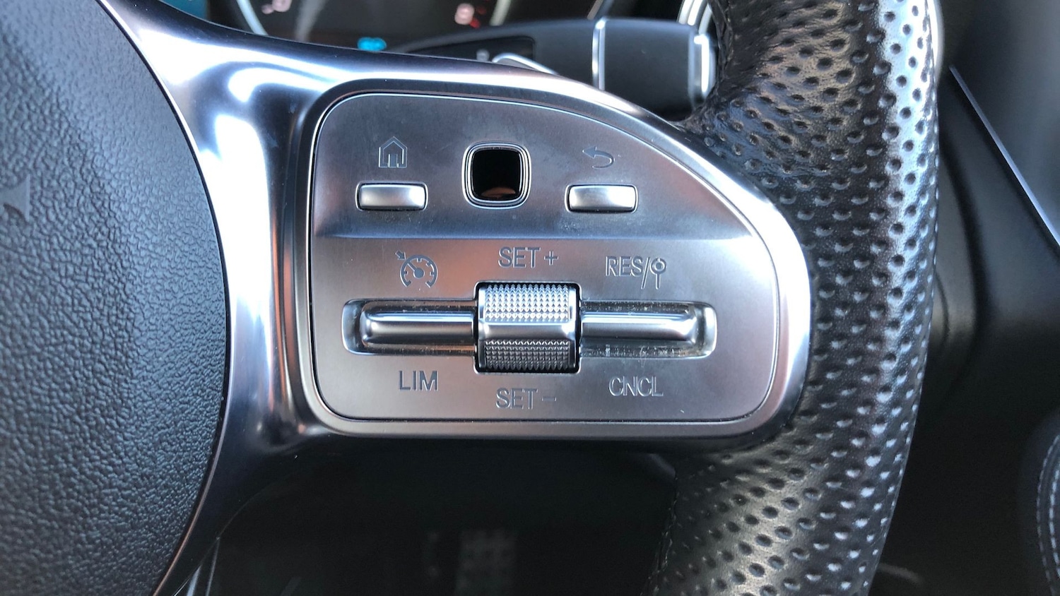 Used Mercedes-Benz GLC 2020 for sale - 76413470: Photo 29