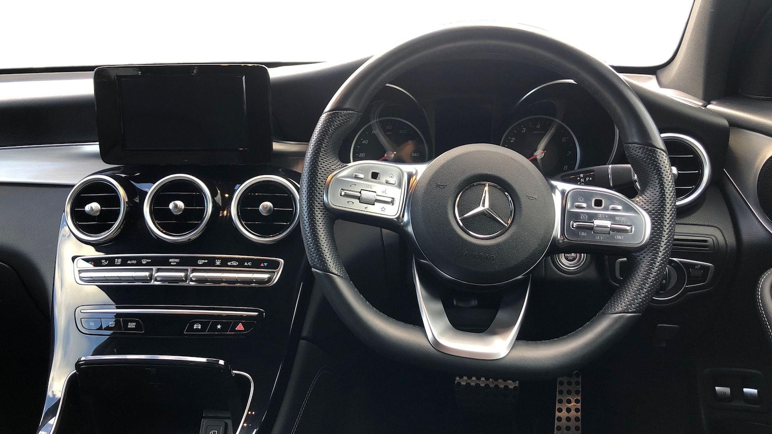 Used Mercedes-Benz GLC 2020 for sale - 76413470: Photo 9