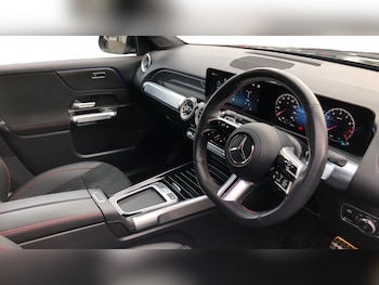 Used Mercedes-Benz GLB 2024 for sale - 77294391: Photo