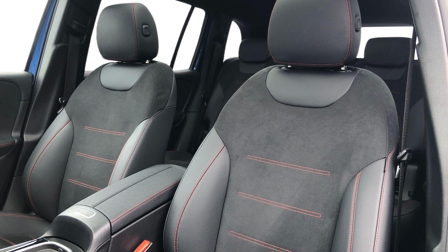 Used Mercedes-Benz EQB 2025 for sale - 77327307: Photo 11