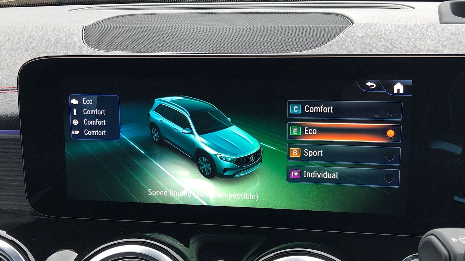 Used Mercedes-Benz EQB 2025 for sale - 77327307: Photo 31