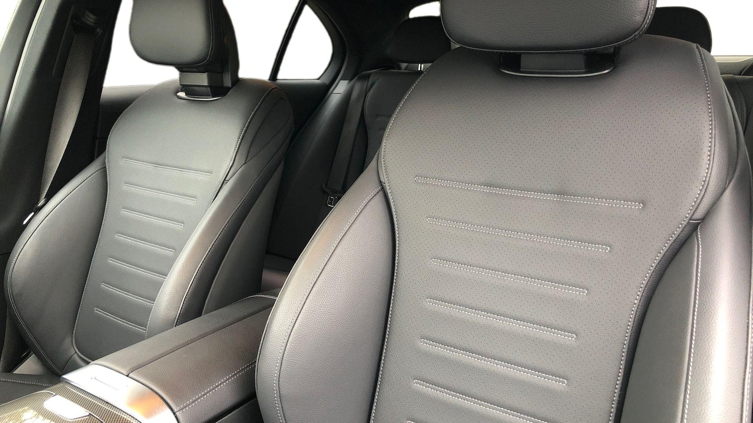 Used Mercedes-Benz C Class 2024 for sale - 76413648: Photo 11