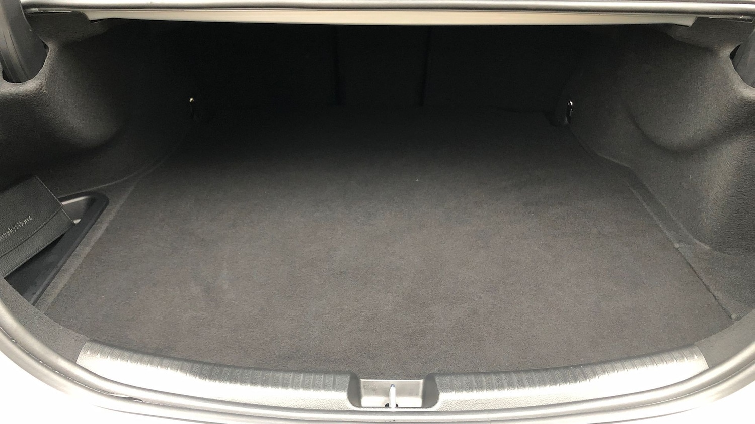 Used Mercedes-Benz C Class 2024 for sale - 76413648: Photo 14