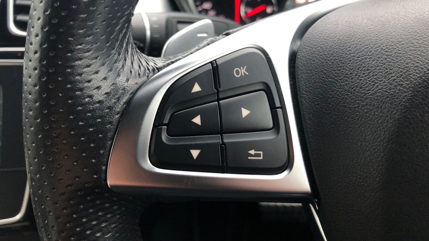 Used Mercedes-Benz GLE 2018 for sale - 77062181: Photo 19