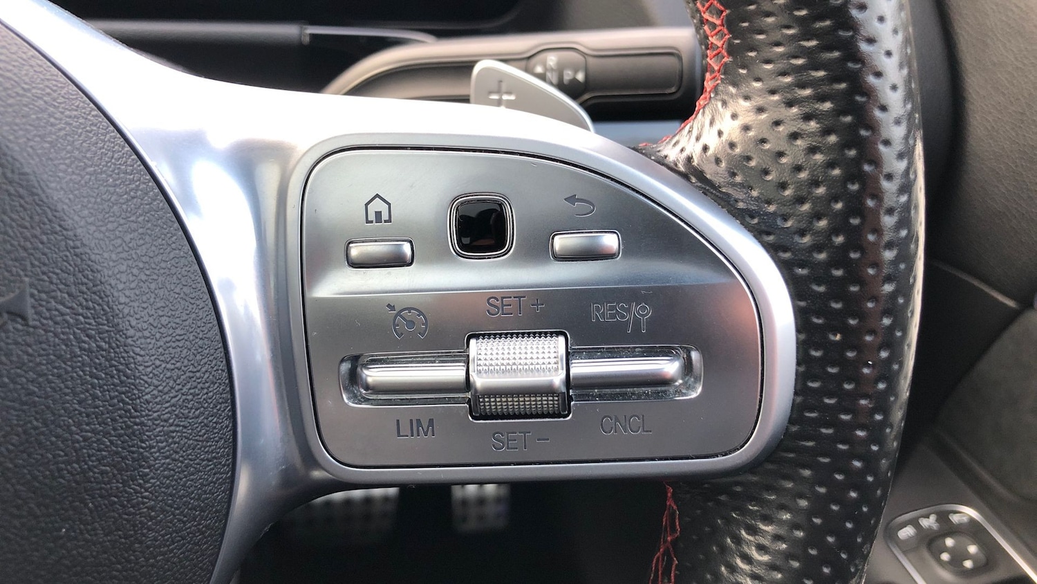 Used Mercedes-Benz EQA 2021 for sale - 77062180: Photo 32