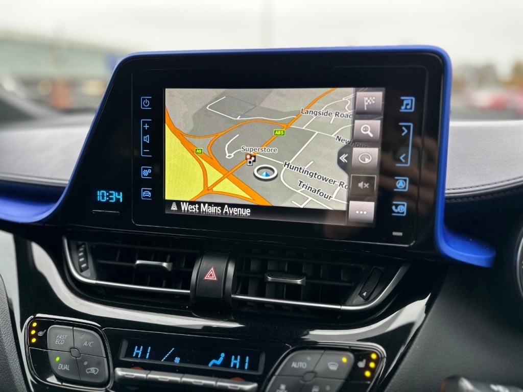 Used Toyota C-HR 2017 for sale - 76840514: Photo 13