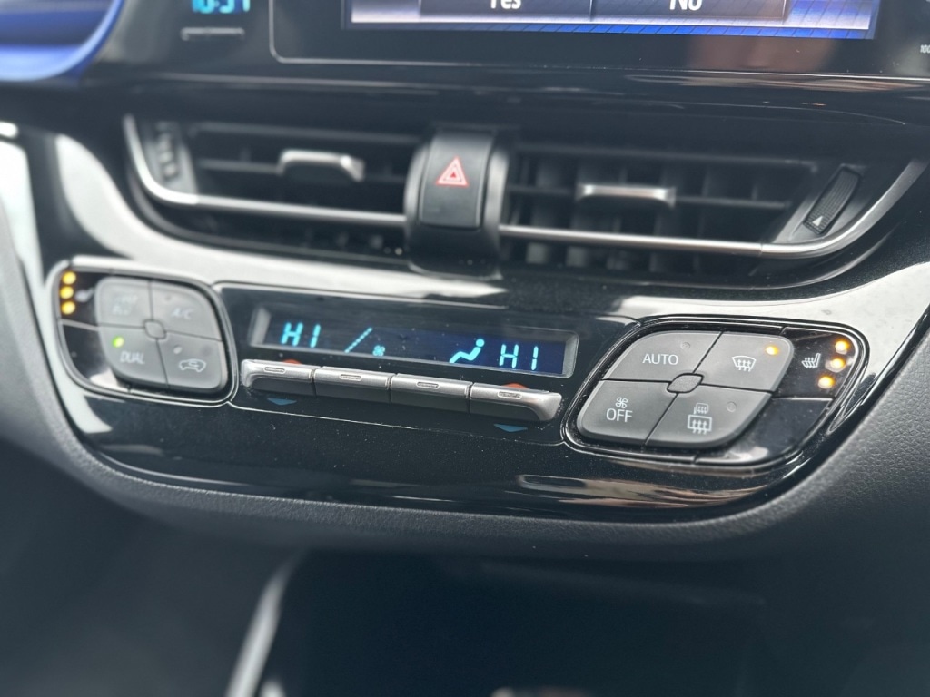 Used Toyota C-HR 2017 for sale - 76840514: Photo 15