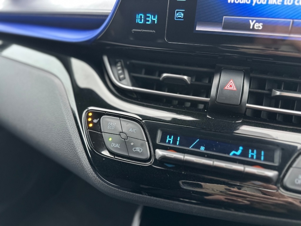 Used Toyota C-HR 2017 for sale - 76840514: Photo 18