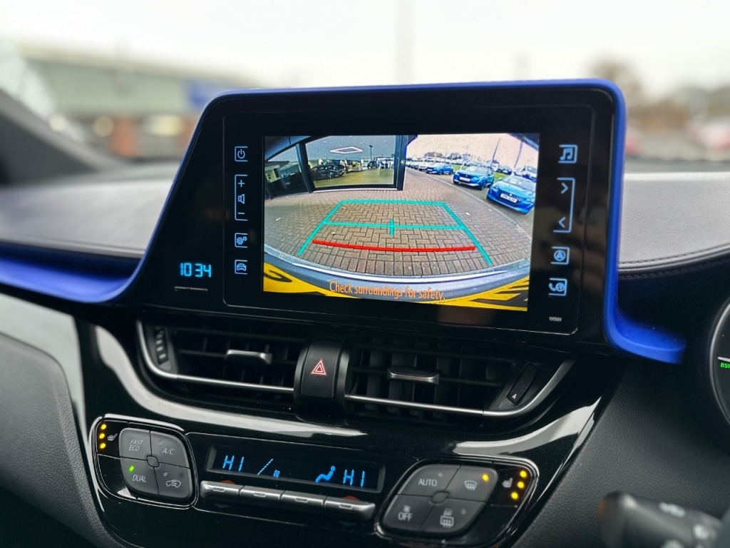 Used Toyota C-HR 2017 for sale - 76840514: Photo 19