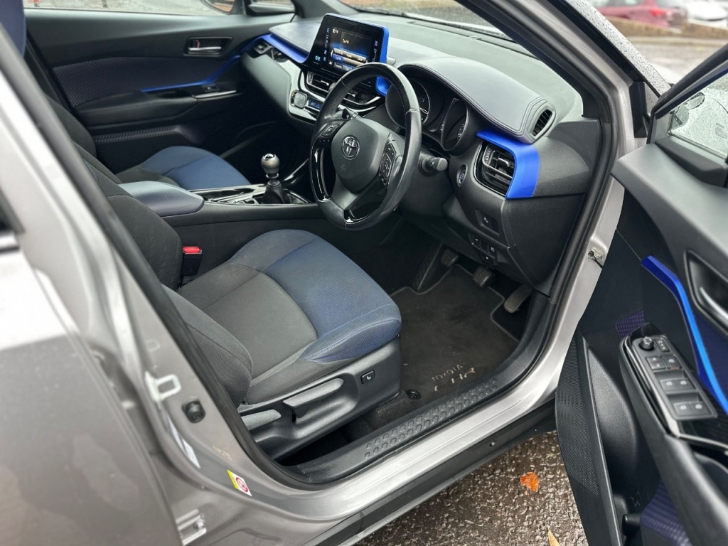 Used Toyota C-HR 2017 for sale - 76840514: Photo 23