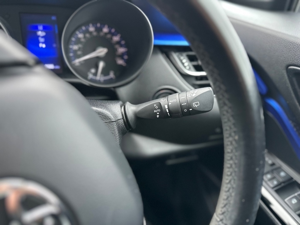 Used Toyota C-HR 2017 for sale - 76840514: Photo 7