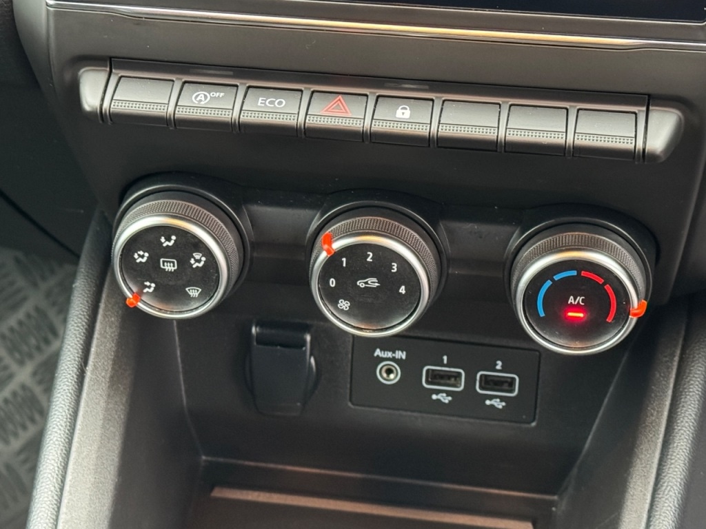 Used Renault Clio 2020 for sale - 76836135: Photo 27