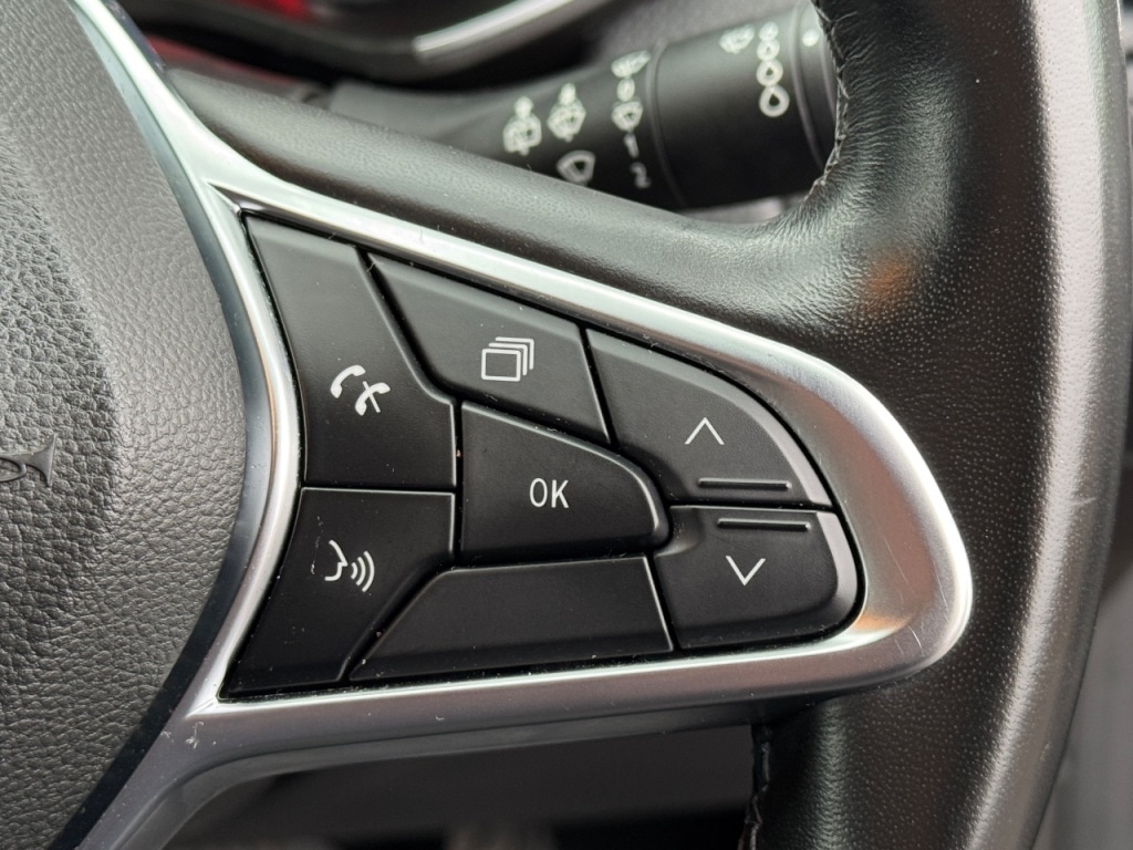 Used Renault Clio 2020 for sale - 76836135: Photo 33